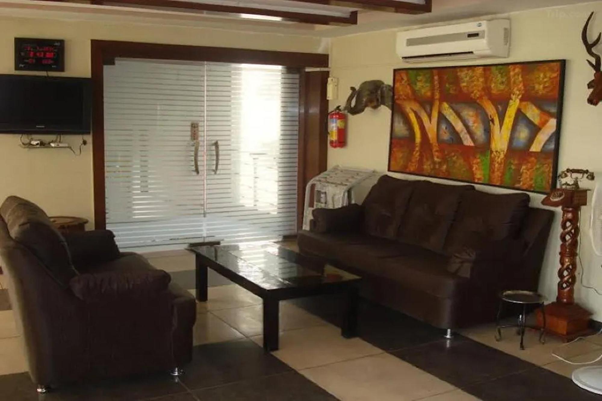 Hotel Shailly Inn Ahmedabad Exterior foto