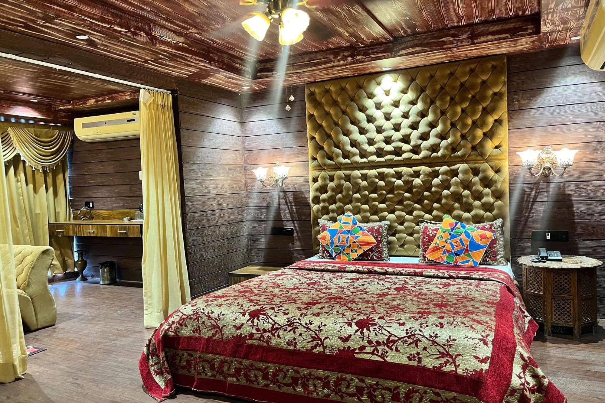 Hotel Shailly Inn Ahmedabad Exterior foto